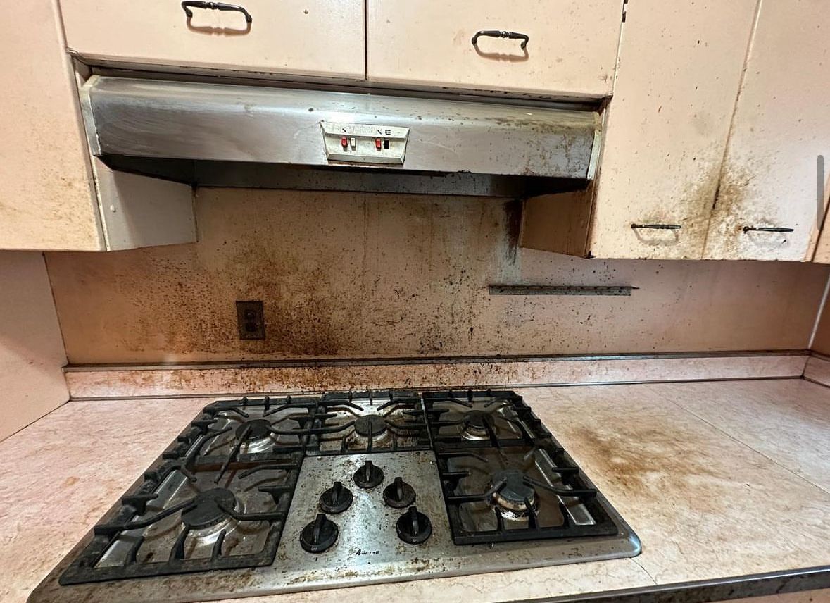 Dirty Bathroom - Before